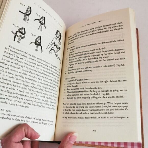 211 Things a Bright Girl Can Do Book Bunty Cutler Gift Young Woman Guides - Picture 9 of 10